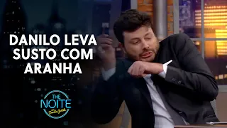 Danilão não escapou do maior susto da vida | The Noite (26/04/21)