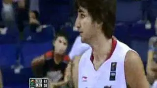 Lithuania vs Spain Mantas Kalnietis tricks Ricky Rubio