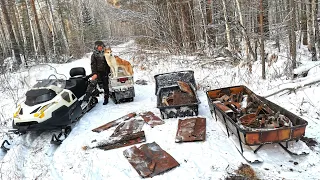 ЗА МЕТАЛЛОМ НА СНЕГОХОДАХ. ВОЛКИ СНОВА РЯДОМ С ДЕРЕВНЕЙ.