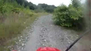 HONDA 250R & YFZ 450 HAULING ASS AND THEN UP THE ROCKY MOUNTAIN HILLS, TREVORTON PA, JULY 14TH 2012