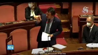 Senato, l’ira Salvini in Aula: «Non c'è nulla da ridere»