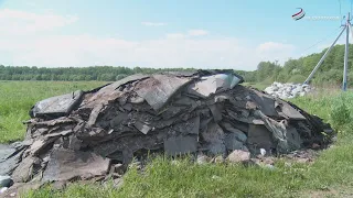 В полях вблизи деревни Шатово зафиксирован несанкционированный сброс мусора