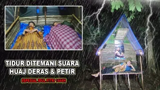 diguyur hujan deras // tidur nyenyak di rumah cabin bambu yang hangat - not solo camping