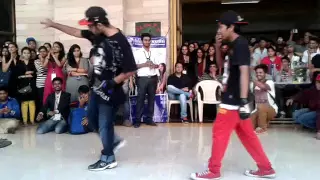 my b boying battle @ THAKUR COLLAGE