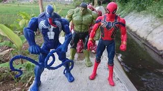 AVENGERS SUPERHERO STORY, HULK VS SPIDER -MAN NEW HOME, THOR VS SUPERMAN VS CAPTAIN AMERICA