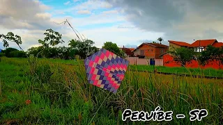 Pipa Voada da Praia estava Caindo no Mato Catei o Pipão colorido Sozinho*Festival de Férias com Pipa