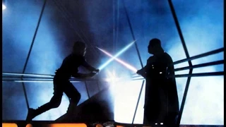 STAR WARS FIGHTS (WAR - Vince DiCola ROCKY 4)