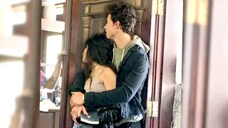 It's happening! Shawn Mendes & Camila Cabello were caught kissing!