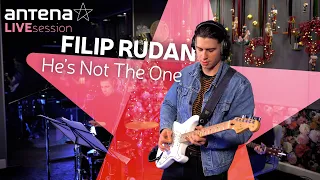 Filip Rudan - He's Not The One | #LIVEsession