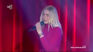 Aleyna Tilki-Dipsiz Kuyum (Akustik Piano) EYS 14.11.2018