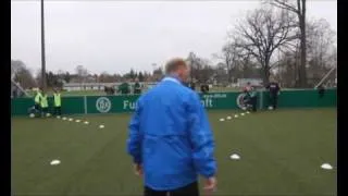 Dieter Eilts im Trainingskick bei der SG Schulzendorf.