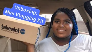 TakeALot Unboxing| Mini Vlogging Kit Unboxing #southafricanyoutuber #takealot  #vlogging #unboxing