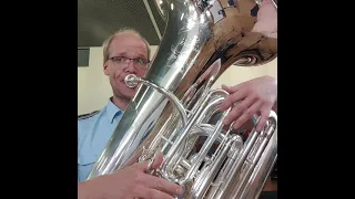 Them Basses -Marsch -Eastman C Tuba 836 -Blechbläserquintett Musikkorps der Bundeswehr - Tuba Stimme