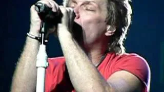 Bon Jovi ''Dry County'' @ Bell Centre Mtl ( Feb. 18th 2011)