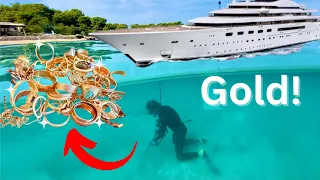 SCUBA Metal Detecting Beach Hotspot of the Super Rich (Full of Gold Jewelry)