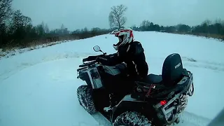 Kymco MXU 700 Yamaha Grizzly in the snow