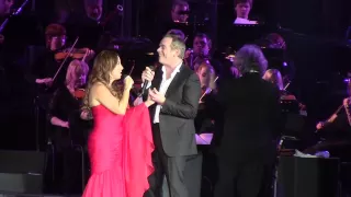 Garou & Hélène Ségara -- Les Oiseaux Qu'on Met en Cage (Notre-Dame de Paris in Moscow - 07.03.13)