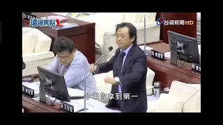 柯文哲VS王世堅