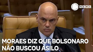 Moraes conclui que Bolsonaro não buscou asilo em embaixada