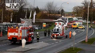 Řidič osobního auta srazil chodce na přechodu | Horšovský Týn