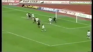 Tony Yeboah (Eintracht Frankfurt) - 22/08/1992 - Colônia 0x1 Eintracht Frankfurt - 1 gol