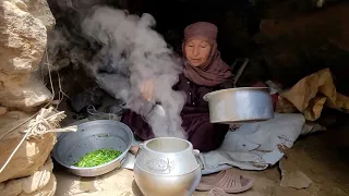Living in a cave like 2000 years ago | Afghanistan village life | Cooking an Afghan Delicious food
