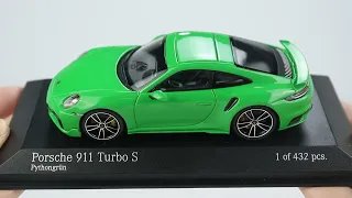 MINICHAMPS 1:43 Porsche 911 (992) TURBO S COUPE SPORT DESIGN 2021 GREEN (410060071) Diecast Car Mode