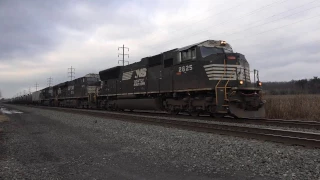 INSANE HORN SHOW on Eastbound {NS} Oil Train, Annville PA [4K]