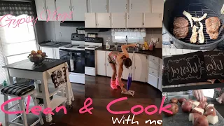 Gypsy mobile home Cleaning + Day in the life Cook & Clean with me