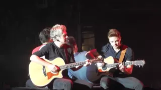 Little Things - One Direction - OTRA - O2 Arena London 28/09/15