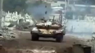 ᴴᴰ Syria ♦ Men versus Tanks in Darayya