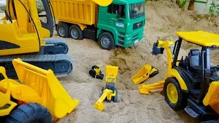 Excavator Helps Mini Construction Vehicles Car Toy Play