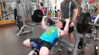 255 LBS Incline Bench press for 10 Reps!