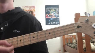 How to play Yellow Submarine by the Beatles on the bass guitar