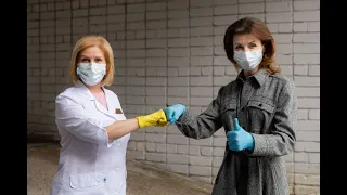 Марина Порошенко передала до Олександрівської лікарні апарати ШВЛ та захисні костюми