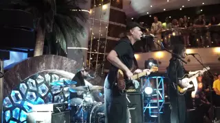 Richie Kotzen with The Winery Dogs - Desire (live at Monsters of Rock Cruise 2015)