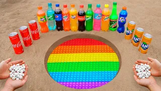 Pop It Circle - Logo in the Hole with Orbeez, Coca Cola, Mentos & Popular Sodas