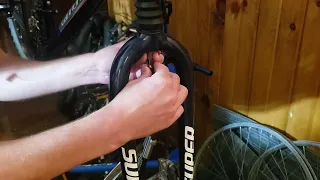 How to Pump Up a Cannondale Headshok