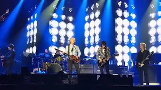 Beatles Reunion! Front Row! Get Back - Paul McCartney, Ringo Starr, Ronnie Wood (Dec 2018, O2 Arena)