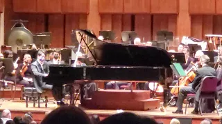 #Lang Lang #pianist plays