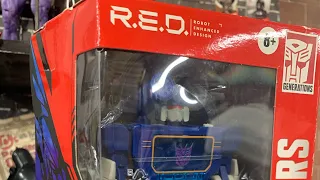 Transformers Soundwave RED