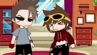 {Gacha Club meme-why did you have to rip my hoodie? eddsworld AU tomtord?}