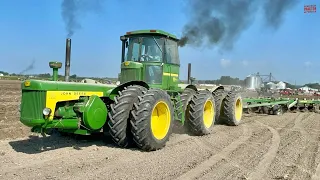 JOHN DEERE 830 Special Tractor