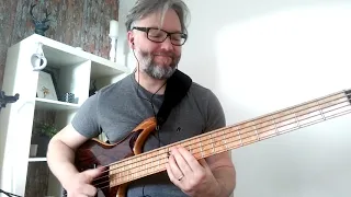 Too Shy - Kajagoogoo Bass Cover - Neil Newsome