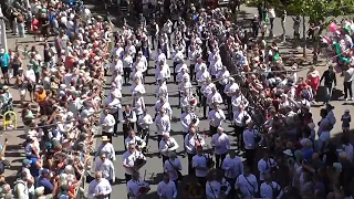 Le triomphe des anciens de Lann Bihoué pour les 70 ans du Bagad