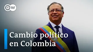 Petro asume como primer presidente de izquierda de Colombia