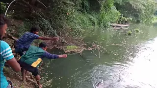 wow!!!!!! SRI Lankan 🇱🇰 🎣🎣 traditional best hunting fishing video