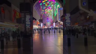 Fremont street!!! #lasvegas #vegas #fremontstreet #nightlife #whitecastle