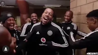 Orlando pirates players singing || Happy Jele Gwijo