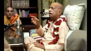 Rise Early in the Morning and Chant Hare Krishna - Prabhupada 0726